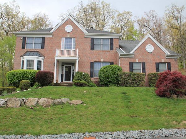 23 Cedar Drive , Tuxedo Park, NY 10987