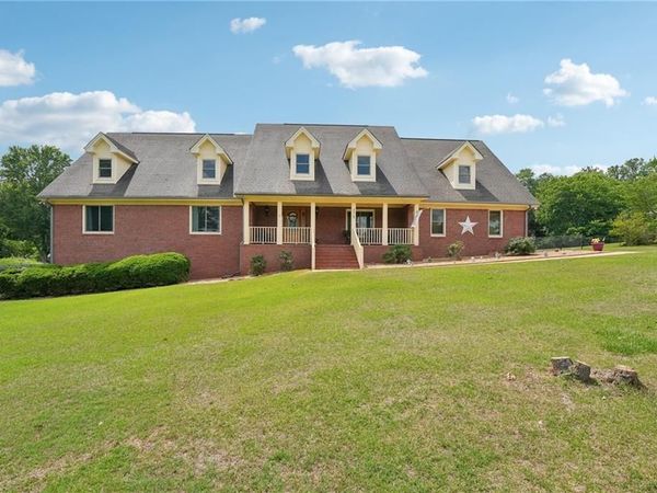 378 Clyde Court , Mcdonough, GA 30252