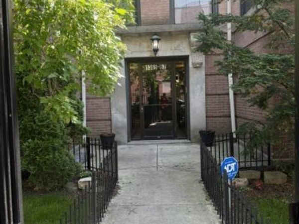 1367 E 64th Street, Unit 2, Chicago, IL 60637