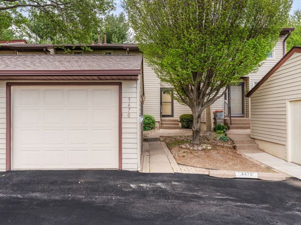 3470 Johnathan Avenue , Bettendorf, IA 52722