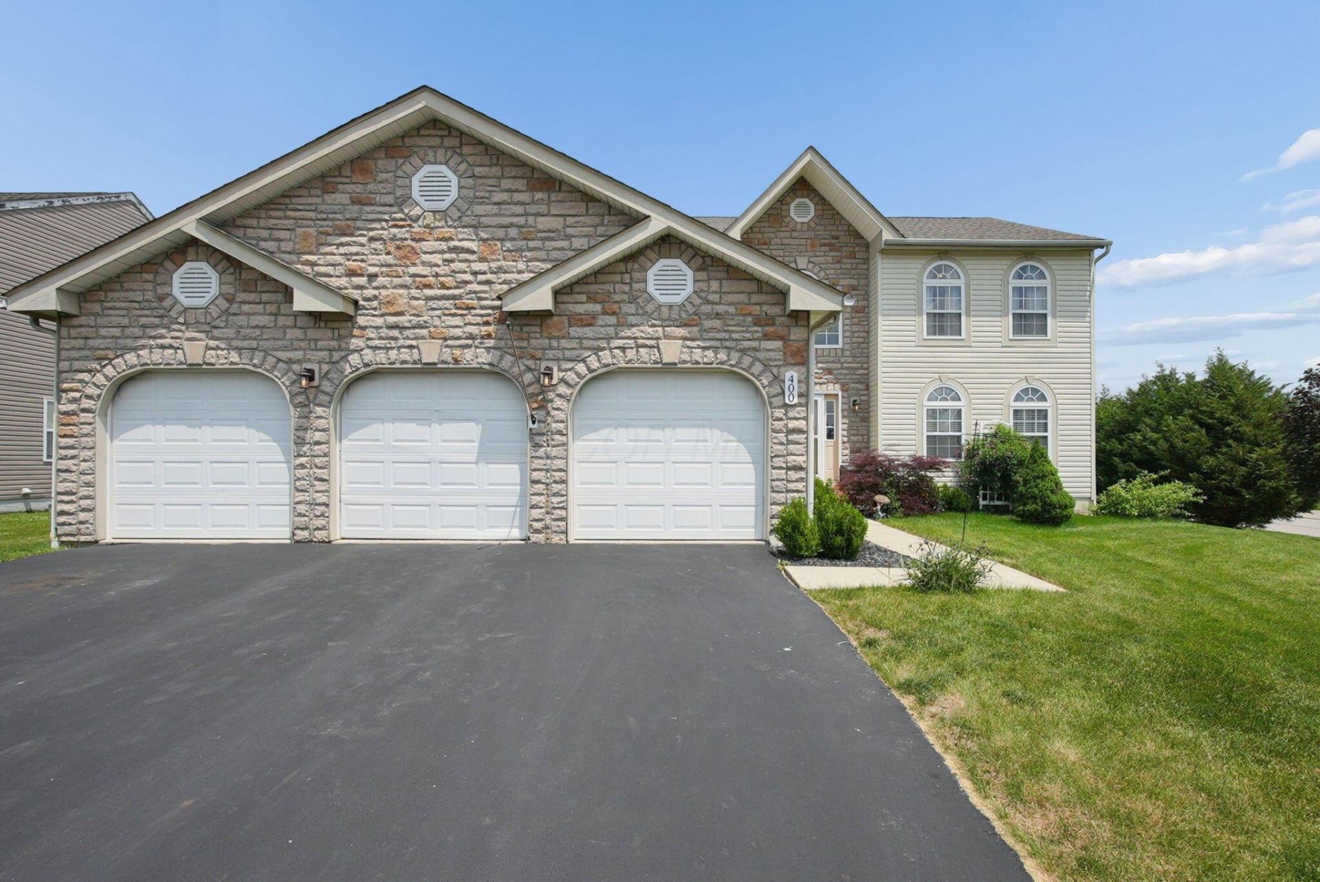 400 Alberta Drive , Commercial Point, OH 43116 Main Photo