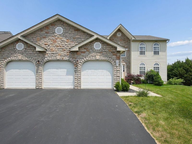 400 Alberta Drive, Commercial Point, OH 43116 Photo 1