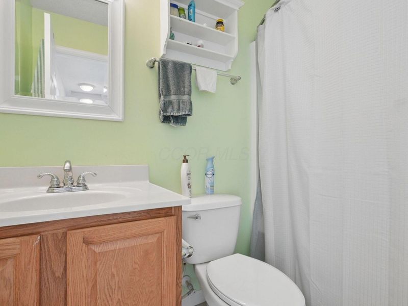 400 Alberta Drive, Commercial Point, OH 43116 Photo 36