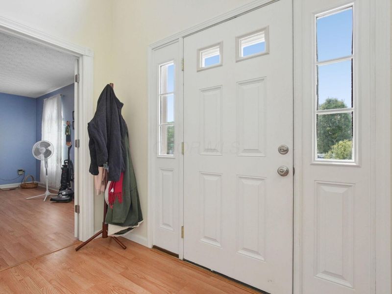 400 Alberta Drive, Commercial Point, OH 43116 Photo 8