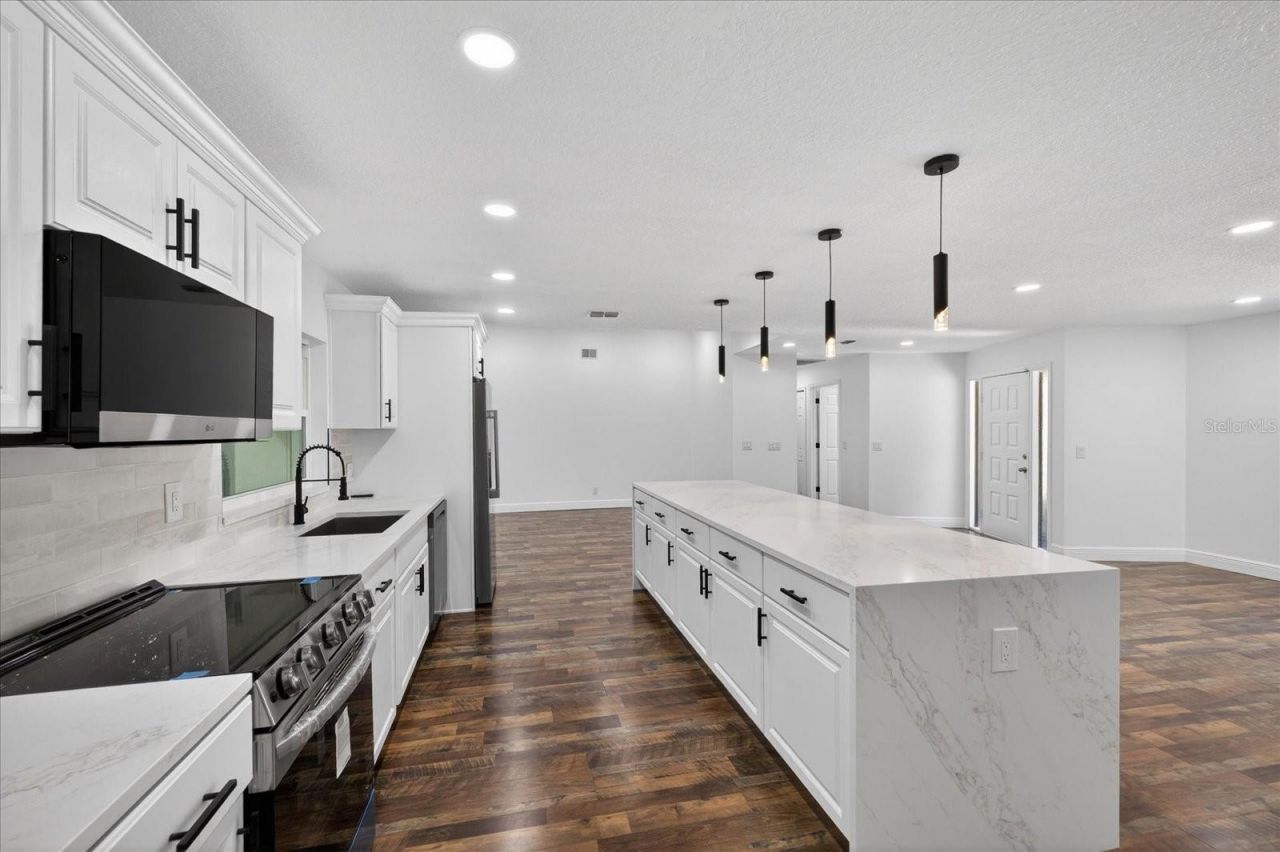 56 Bay Woods Drive, Safety Harbor, FL 34695 Photo