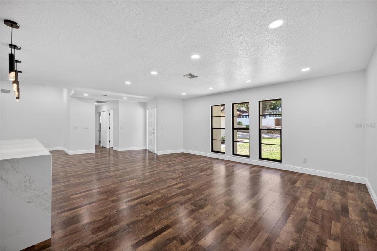 56 Bay Woods Drive, Safety Harbor, FL 34695 Photo