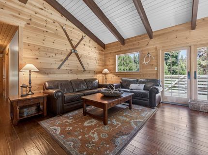 1111 Lake Ridge Road, Lake Almanor, CA 96137 Photo