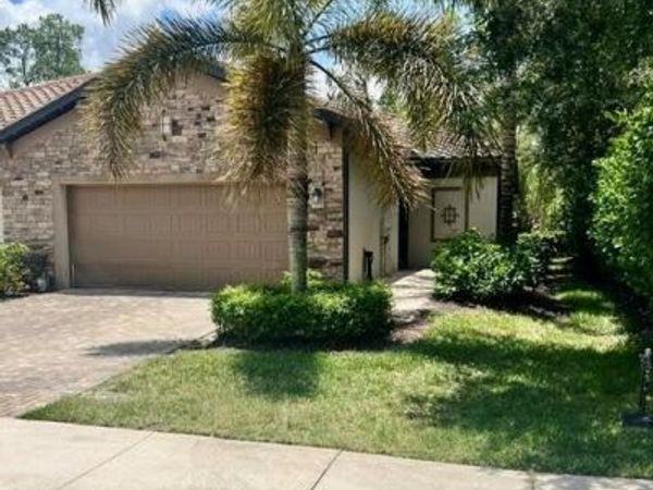 9052 Glenforest DR , NAPLES, FL 34120