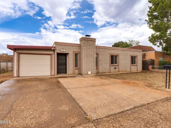 4940 MARCONI Drive, Sierra Vista, AZ 85635