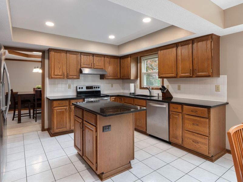 7664 Glanmore Court, Dublin, OH 43017 Photo 16