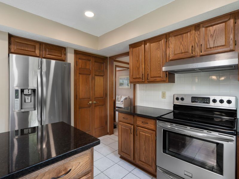 7664 Glanmore Court, Dublin, OH 43017 Photo 18