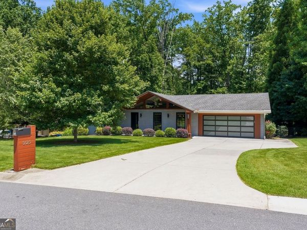 225 Jayne Ellen Way, Alpharetta, GA 30009