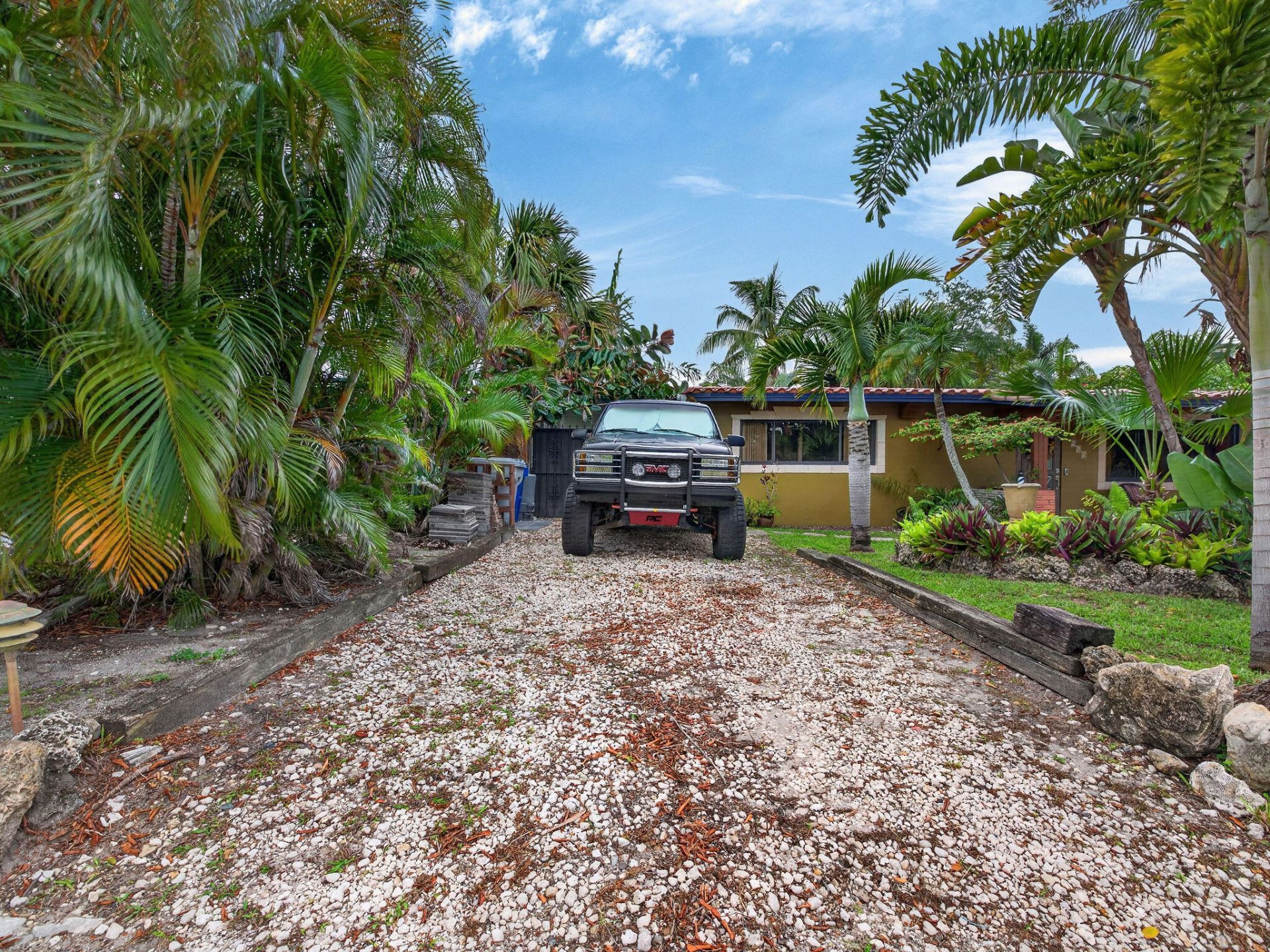 949 NE 25th Avenue, Pompano Beach, FL 33062 Photo