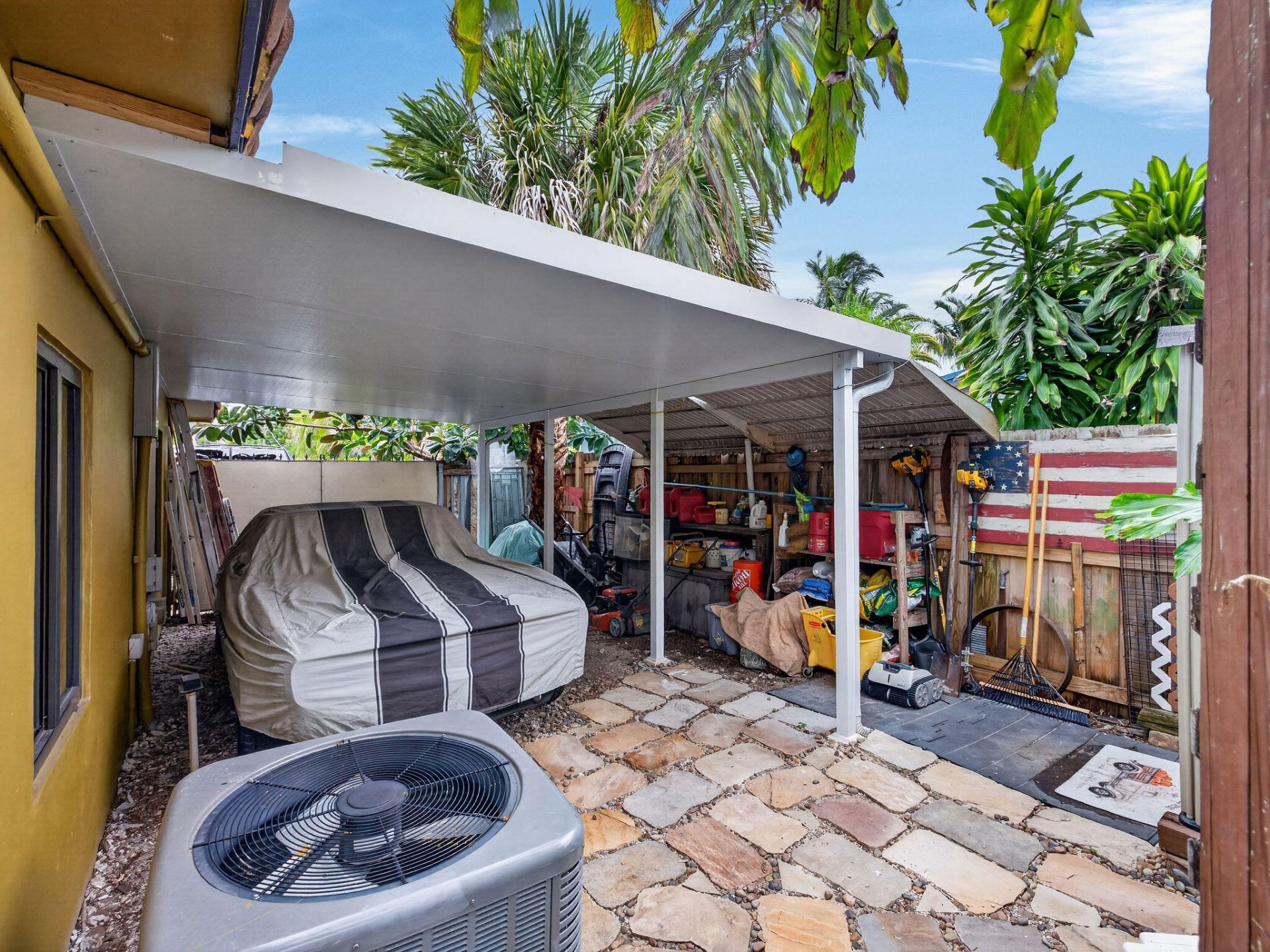949 NE 25th Avenue, Pompano Beach, FL 33062 Photo