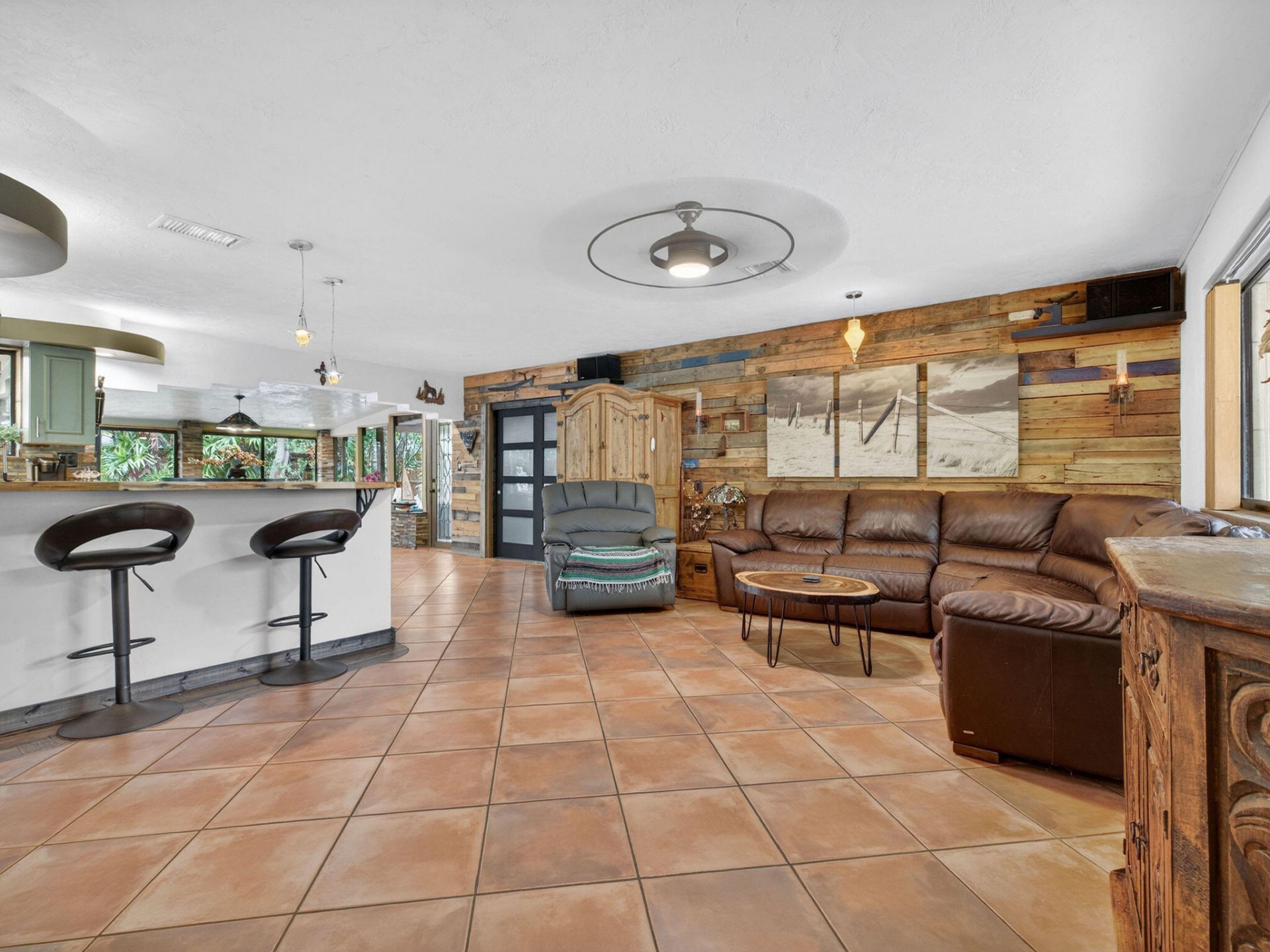949 NE 25th Avenue, Pompano Beach, FL 33062 Photo