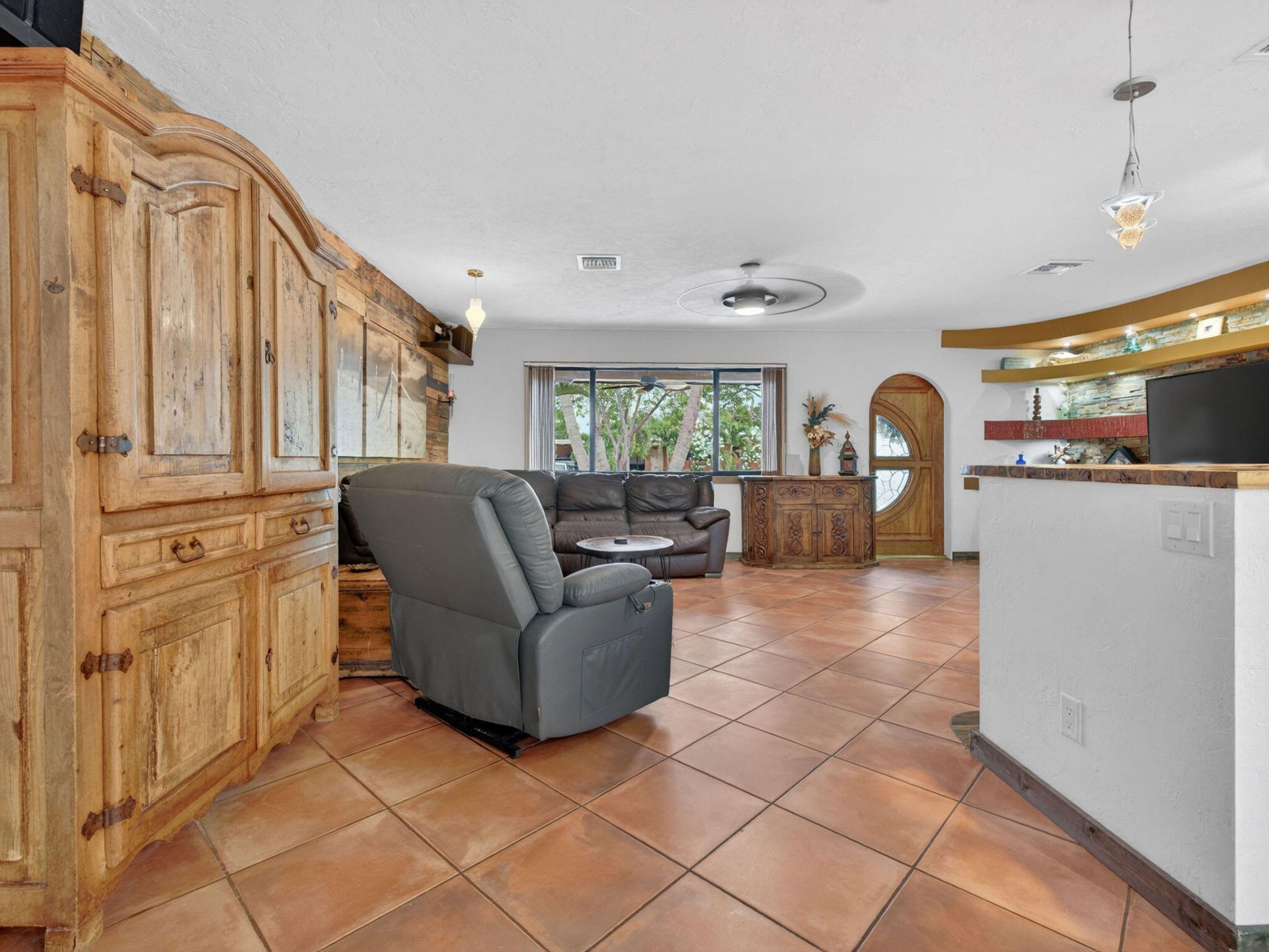 949 NE 25th Avenue, Pompano Beach, FL 33062 Photo