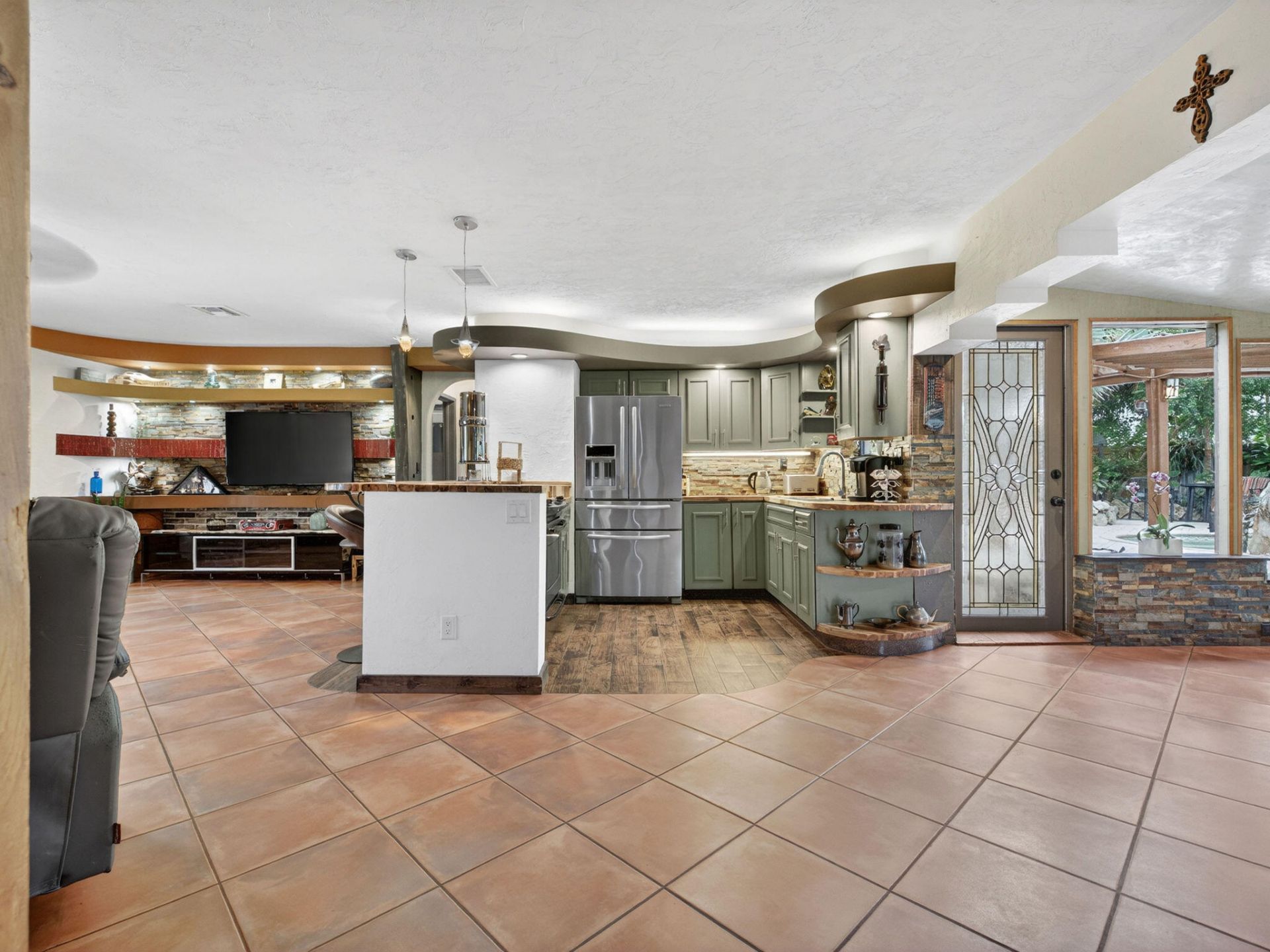 949 NE 25th Avenue, Pompano Beach, FL 33062 Photo