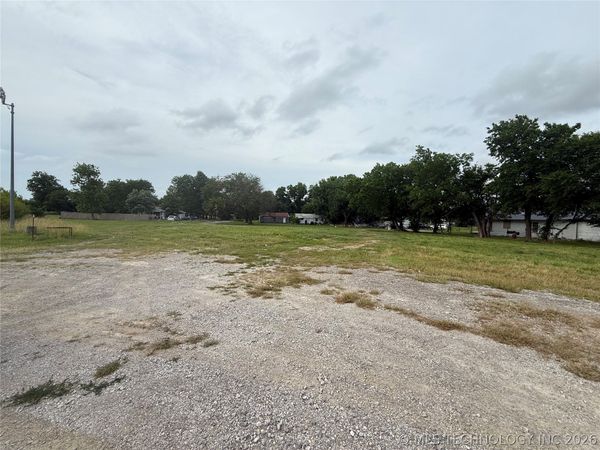 100 W Cedar Street, Haskell, OK 74436