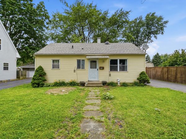 225 Park Drive , Joliet, IL 60436