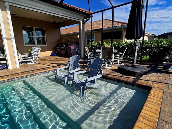 2875 Sunset Pointe CIR E, CAPE CORAL, FL 33914