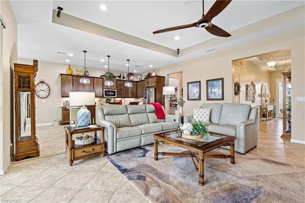 2875 Sunset Pointe Cir E, Cape Coral, FL 33914 Photo