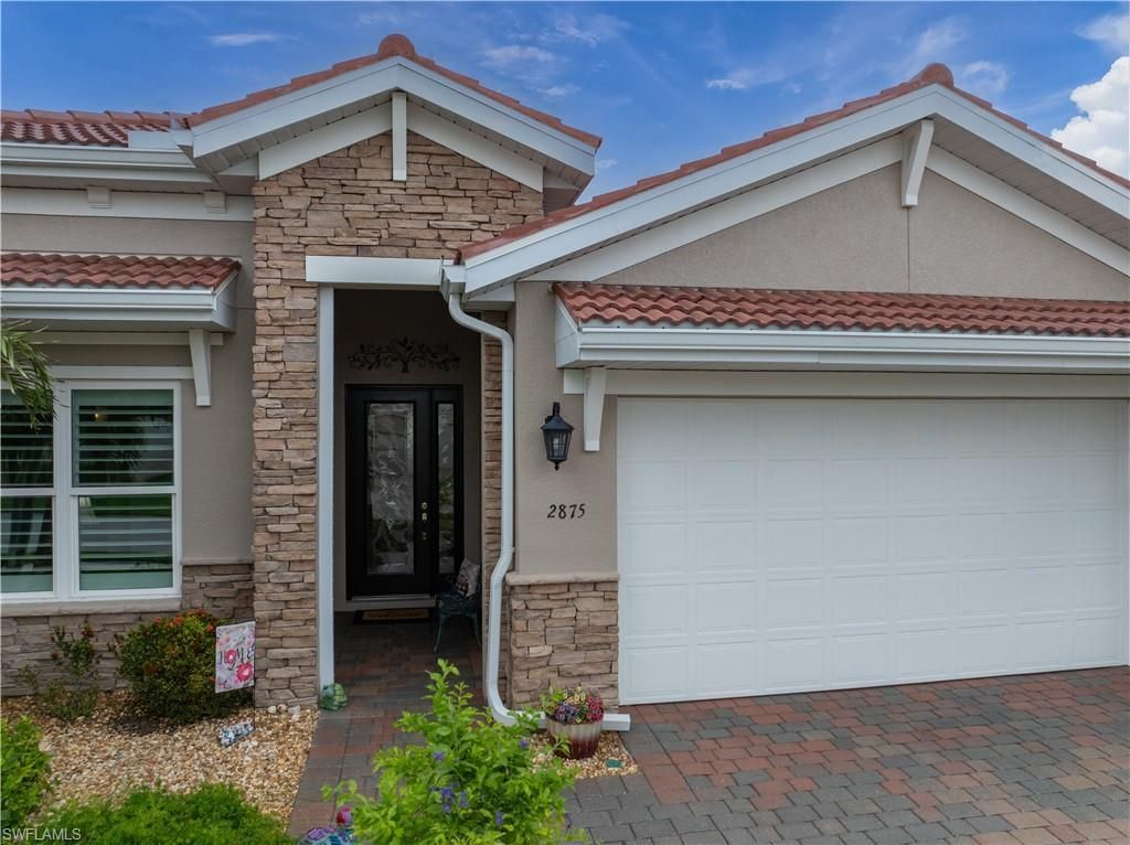 2875 Sunset Pointe Cir E, Cape Coral, FL 33914 Photo