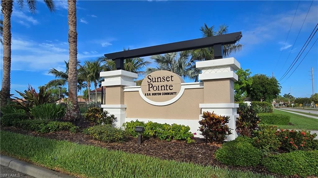 2875 Sunset Pointe Cir E, Cape Coral, FL 33914 Photo