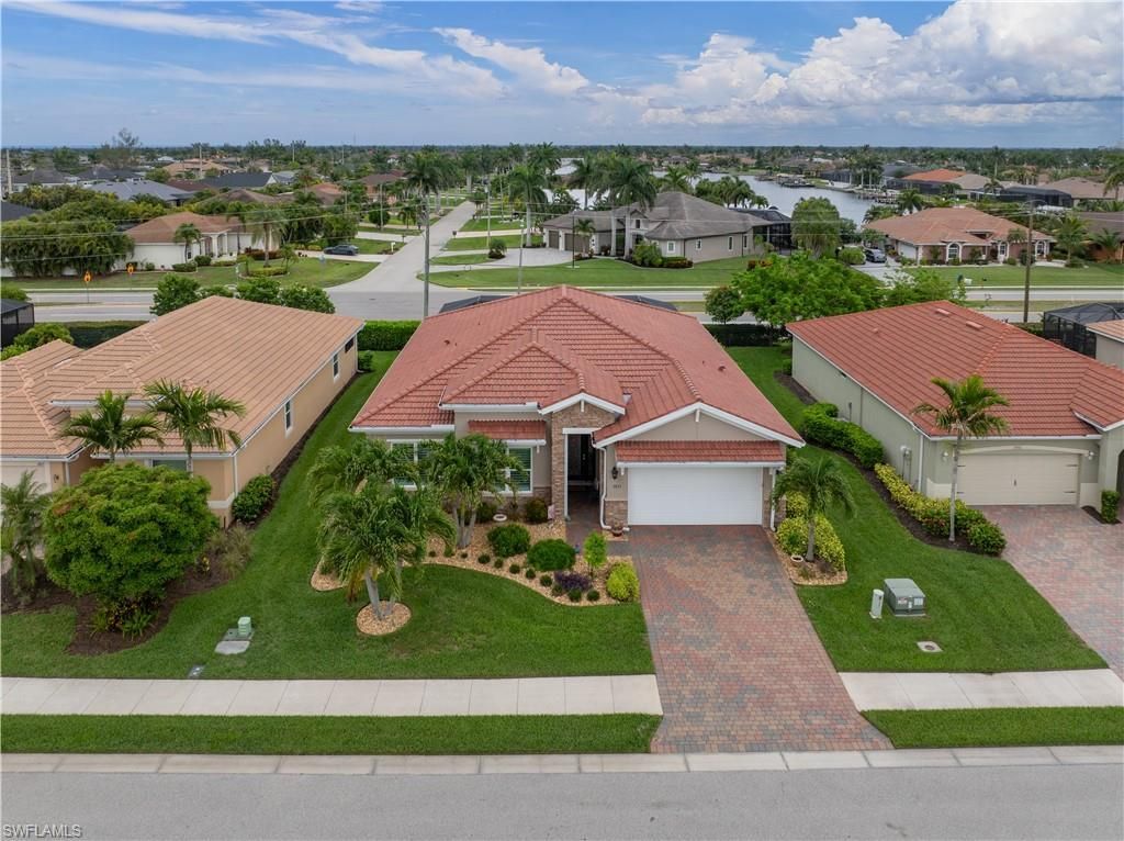 2875 Sunset Pointe Cir E, Cape Coral, FL 33914 Photo