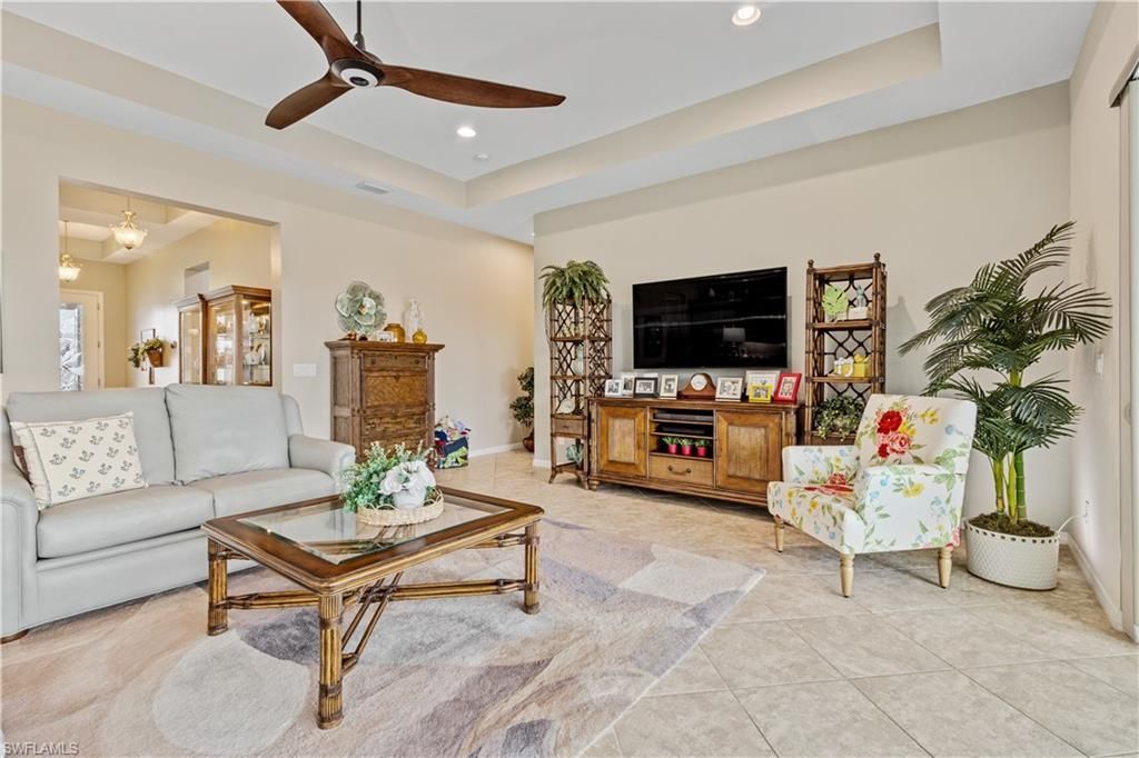 2875 Sunset Pointe Cir E, Cape Coral, FL 33914 Photo