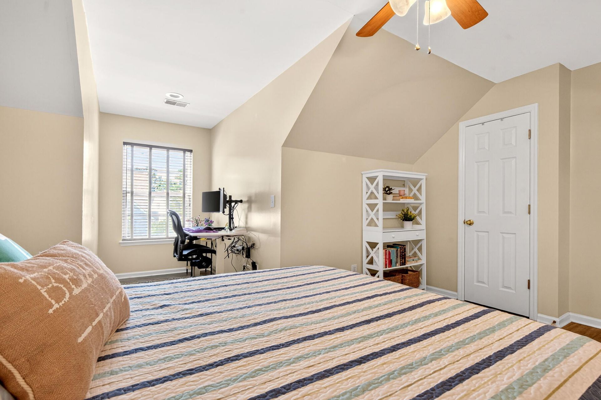 406 Poplar Grove Place Photo 45
