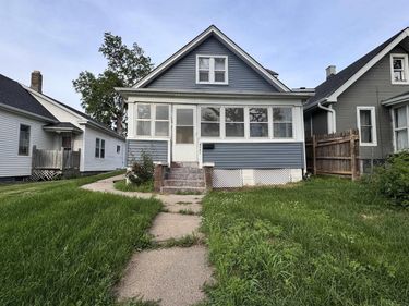 4121 S 28 Street, Omaha, NE 68107
