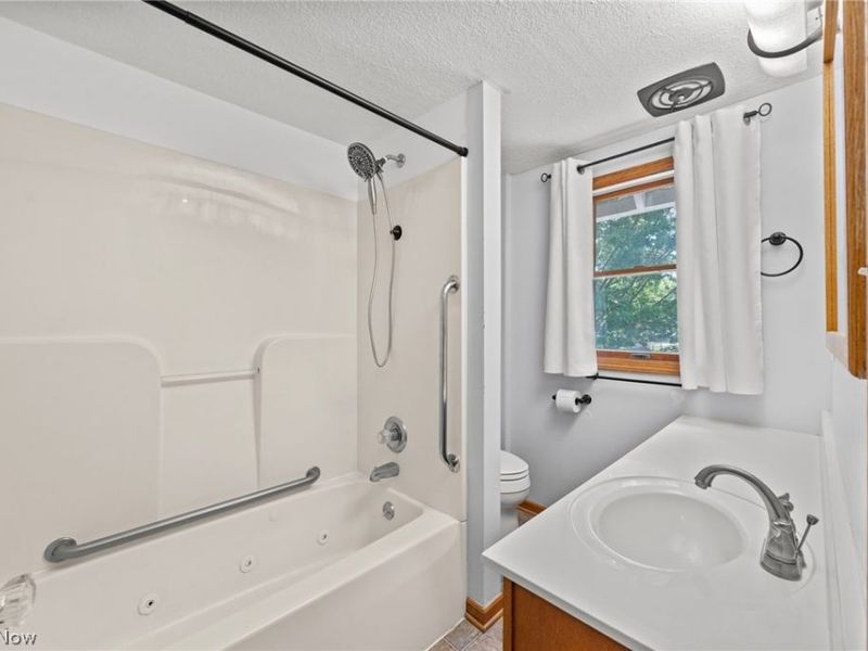 429 Werstler Avenue NW, North Canton, OH 44720 Photo 33