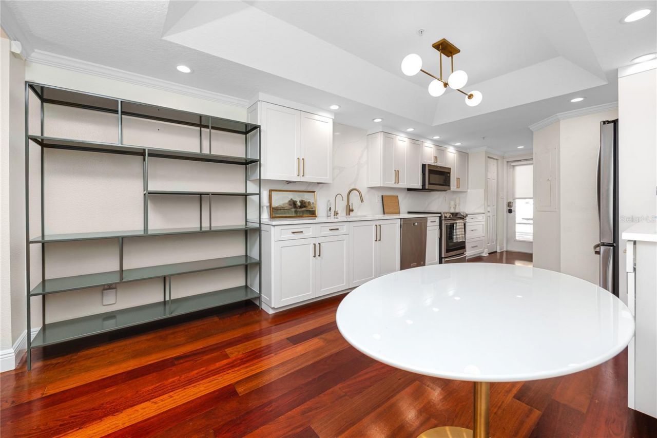 920 North Shore Drive Ne, Saint Petersburg, FL 33701 Photo