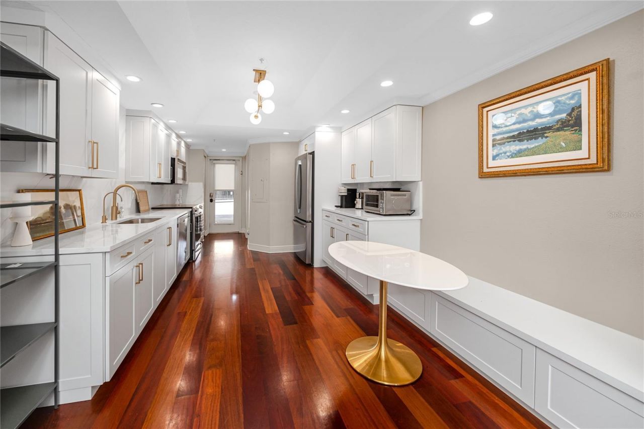 920 North Shore Drive Ne, Saint Petersburg, FL 33701 Photo