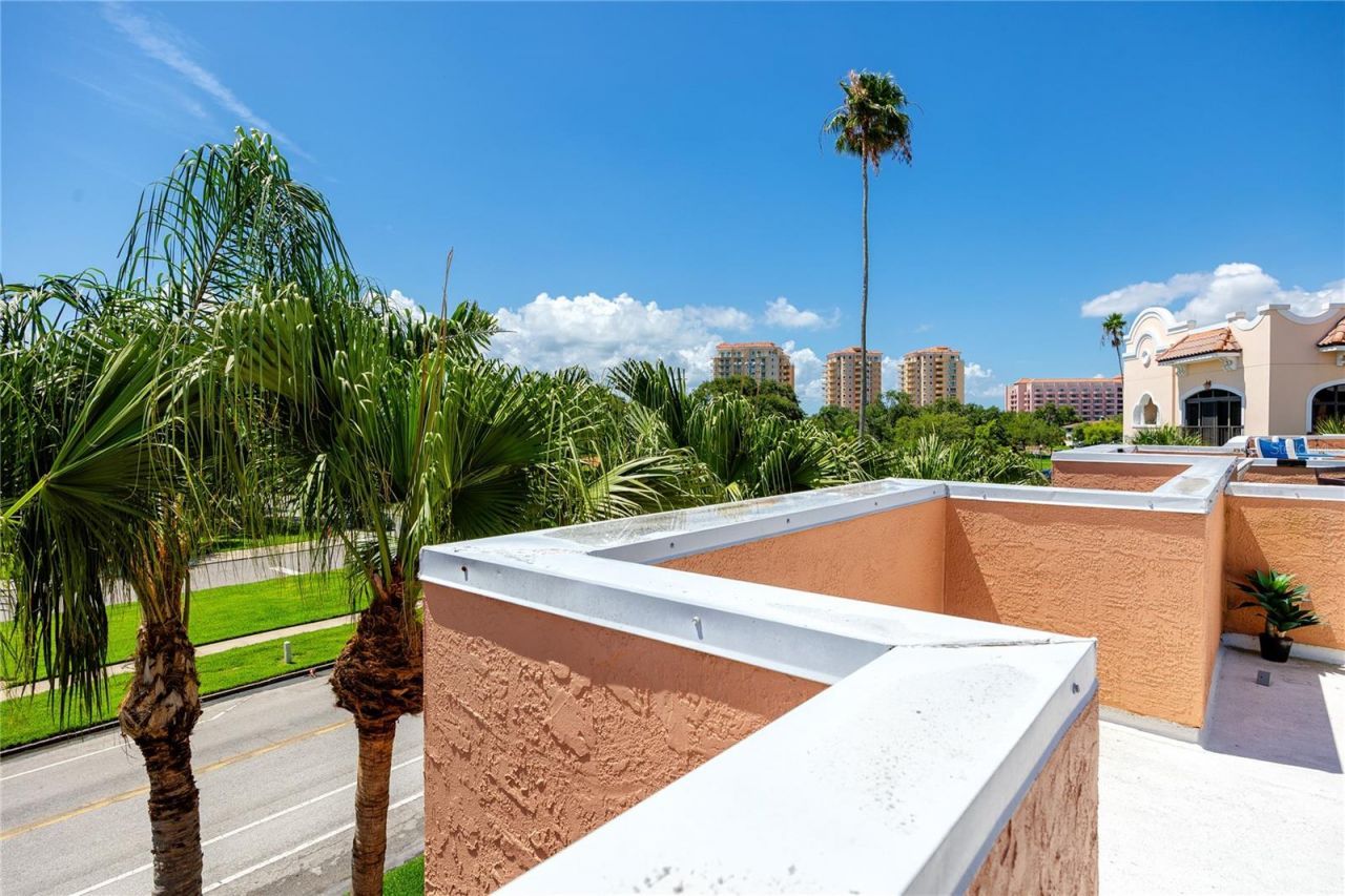 920 North Shore Drive Ne, Saint Petersburg, FL 33701 Photo