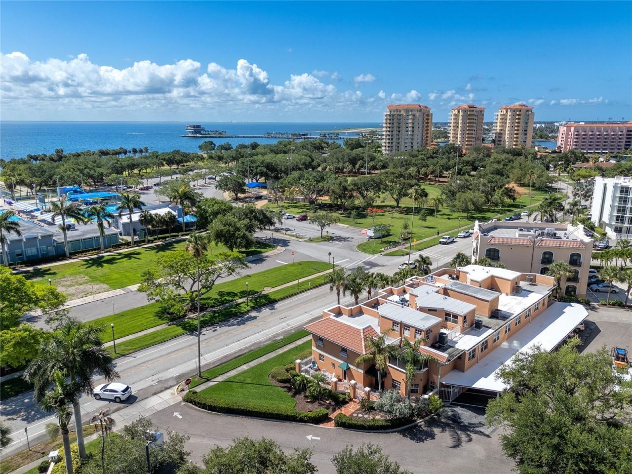 920 North Shore Drive Ne, Saint Petersburg, FL 33701 Photo