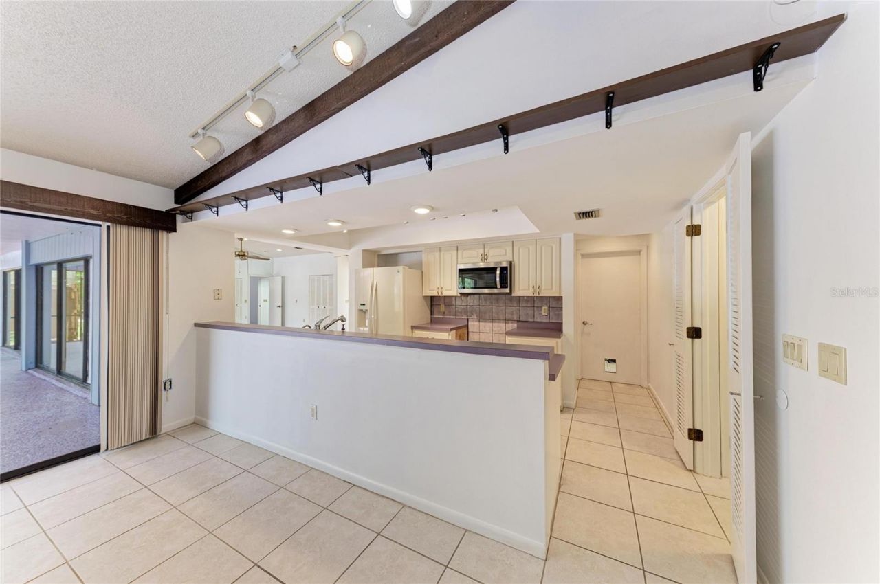 4242 Dryden Circle, Sarasota, FL 34241 Photo