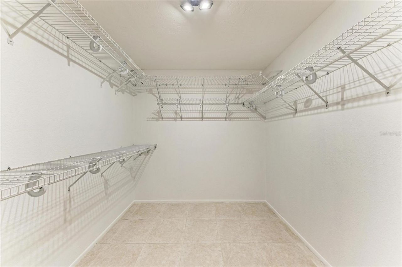 4242 Dryden Circle, Sarasota, FL 34241 Photo