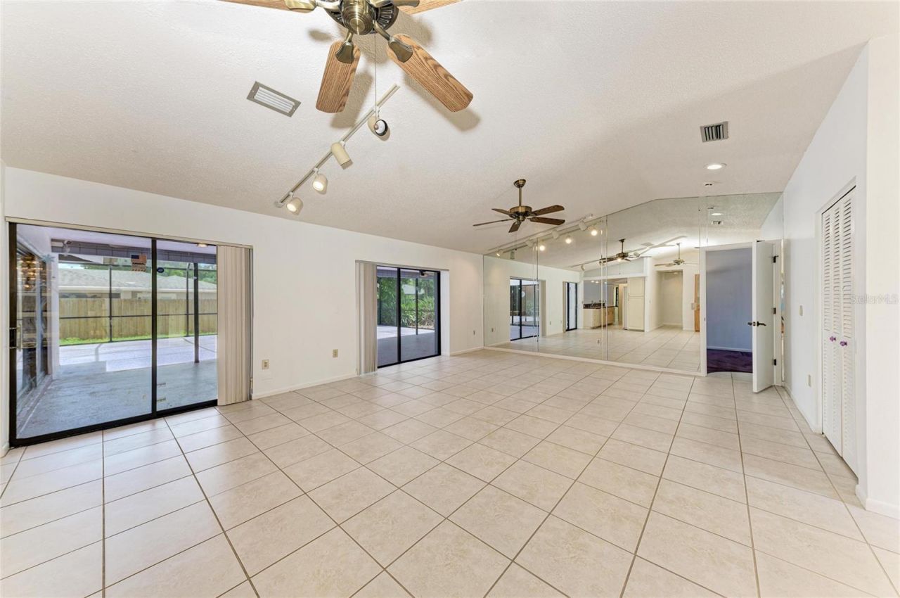 4242 Dryden Circle, Sarasota, FL 34241 Photo