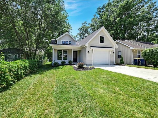 19 E 78th Terrace, Kansas City, MO 64114