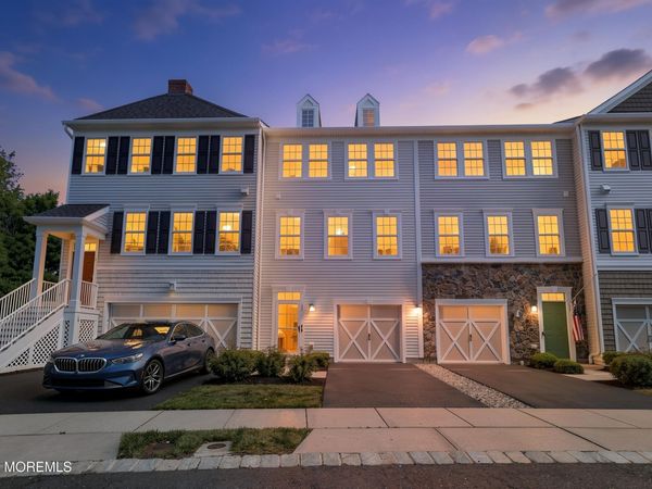 117 Beacon Lane, Eatontown, NJ 07724