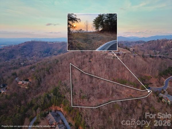 66 Lake Town Lane , Woodfin, NC 28804