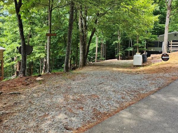 444 10th Street, Ellijay, GA 30540