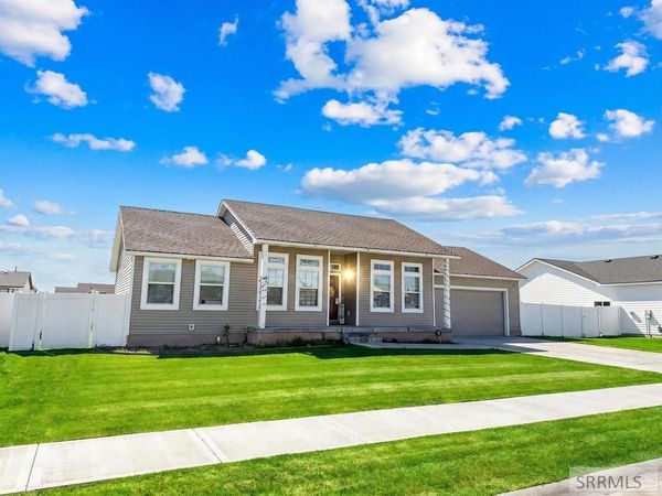 3917 Baldwin Avenue, IDAHO FALLS, ID 83401