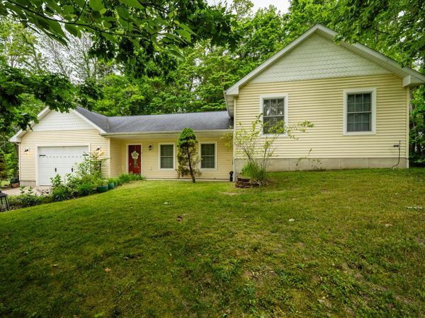 6278 Harrison Street, Coloma, MI 49038