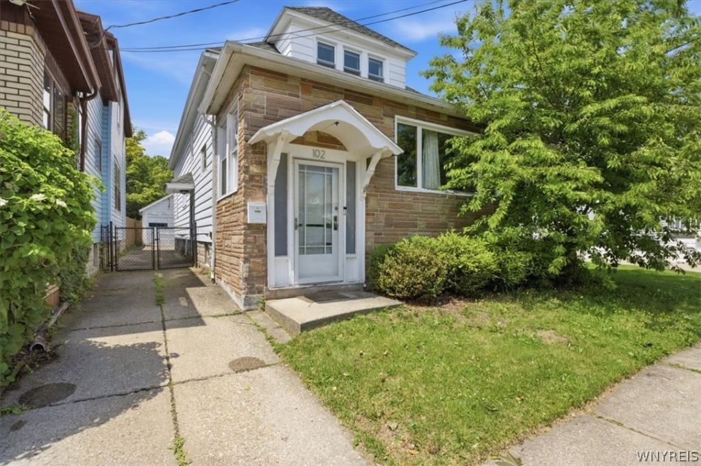 102 Haller Avenue, Buffalo, NY 14211 Main Photo