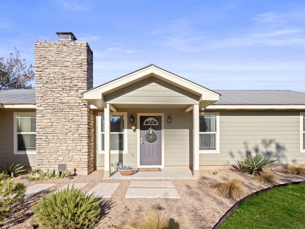 301 Hub DR, Wimberley, TX 78676