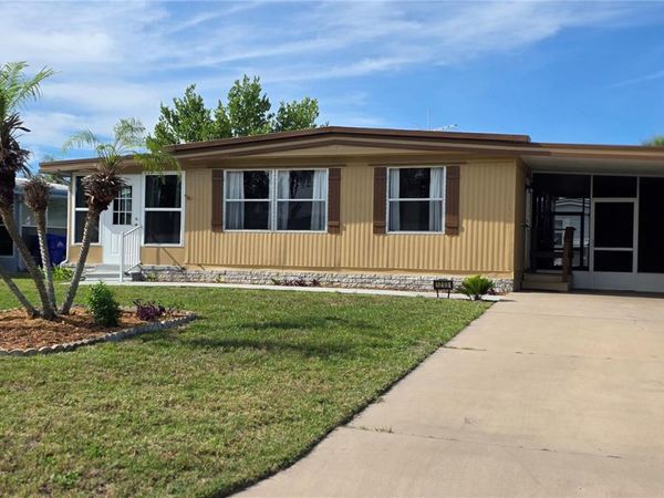 1203 APACHE CIRCLE , TAVARES, FL 32778
