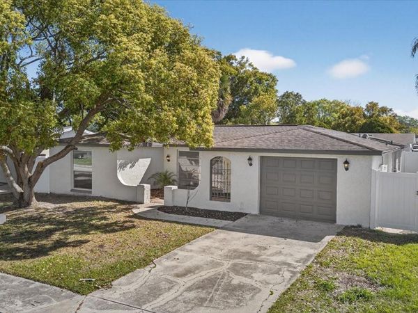 10028 VINEYARD LANE , PORT RICHEY, FL 34668