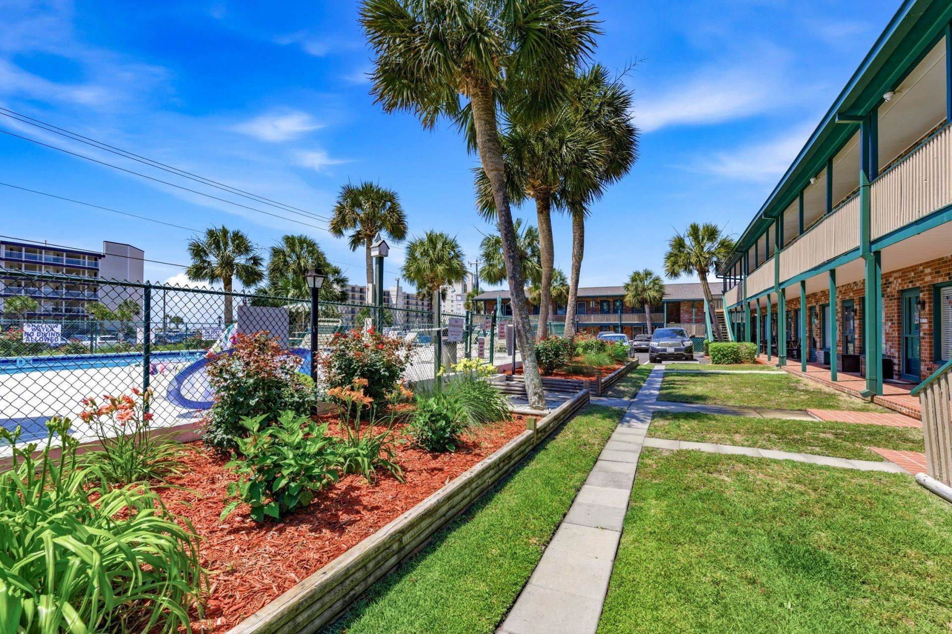 4516 Seaview St.  Photo 11